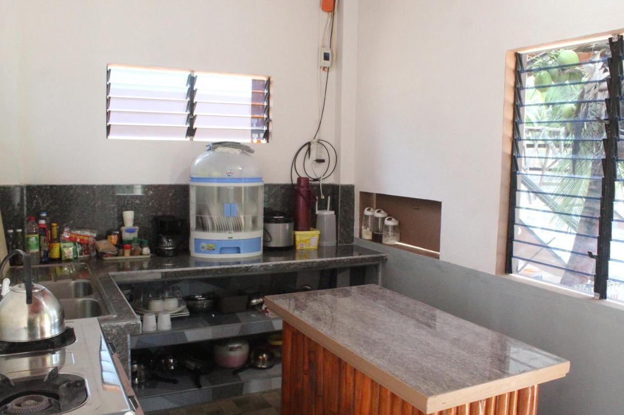 Maya Guest House - Sipaway Island San Carlos  Extérieur photo