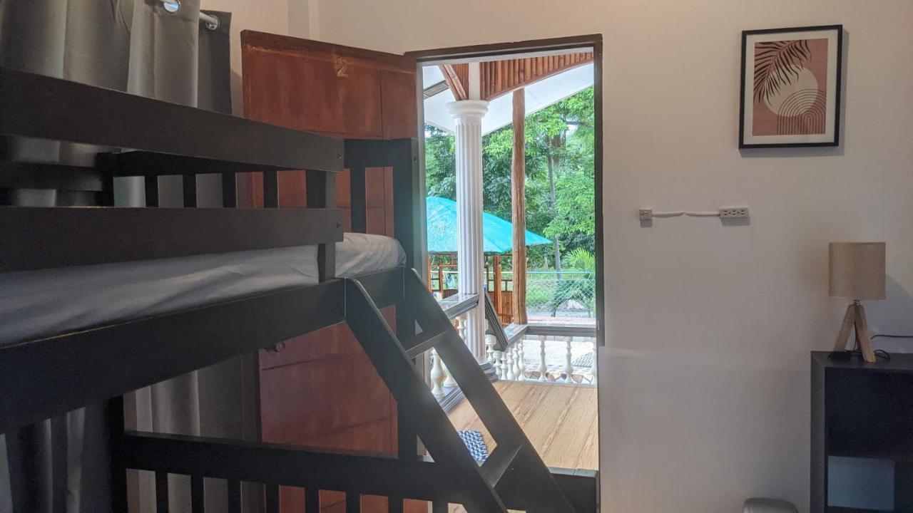 Maya Guest House - Sipaway Island San Carlos  Extérieur photo